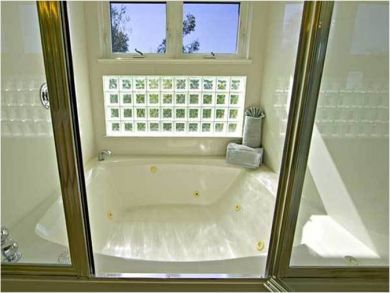 Whirlpool Bath